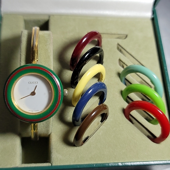 Vintage Authentic Gold Gucci 11/12.2 Women's watch - Picture 4 of 6